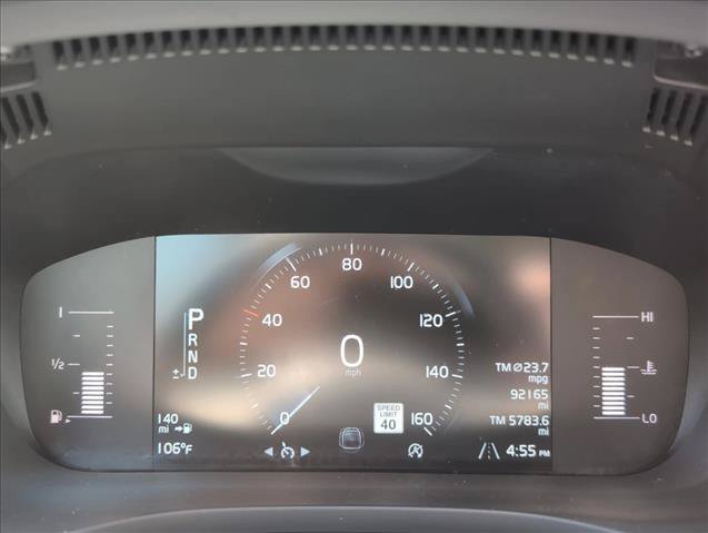 Used 2019 Volvo XC60 T5 Momentum w/ Premium Package AWD/4WD image 9