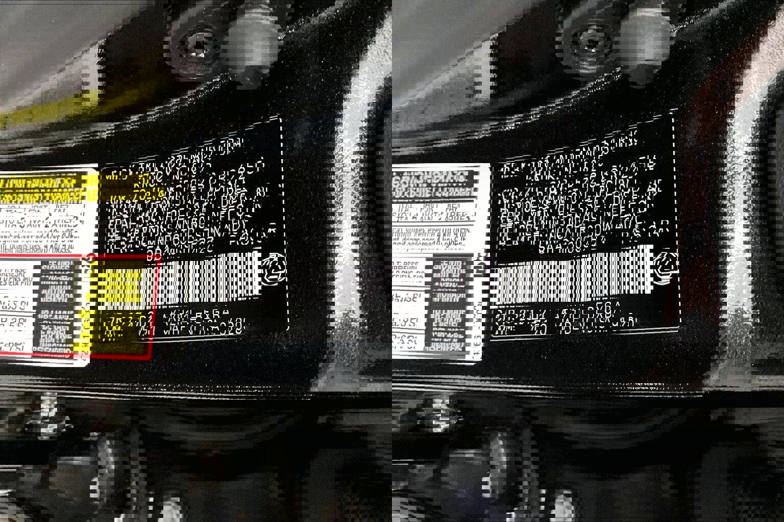 Used 2025 Lexus ES 300h w/ Premium Package image 32