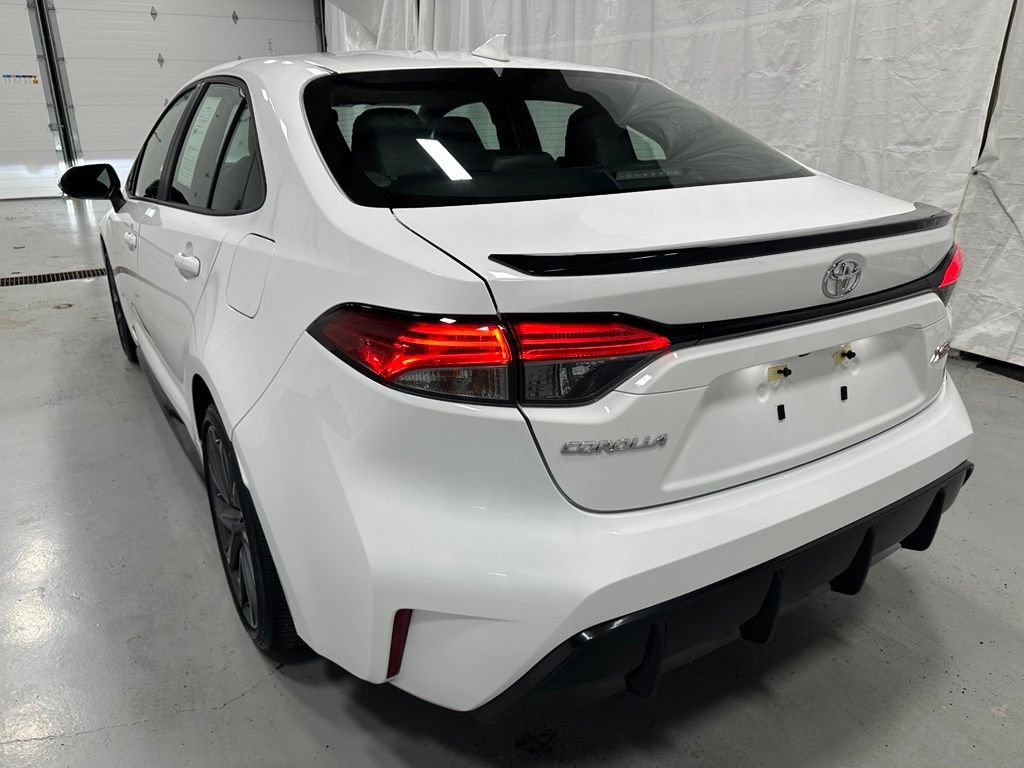 Used 2026 Toyota Corolla XSE FWD image 5