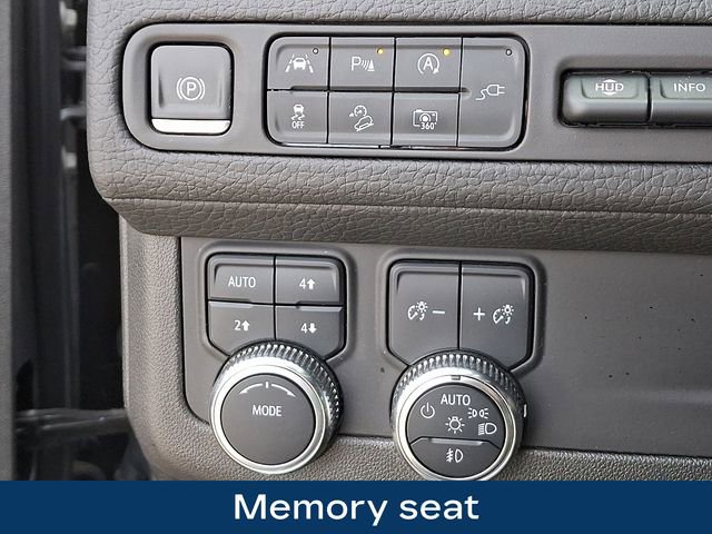 Used 2022 GMC Yukon XL Denali image 9