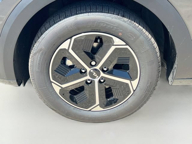 New 2026 Kia Niro LX FWD image 29