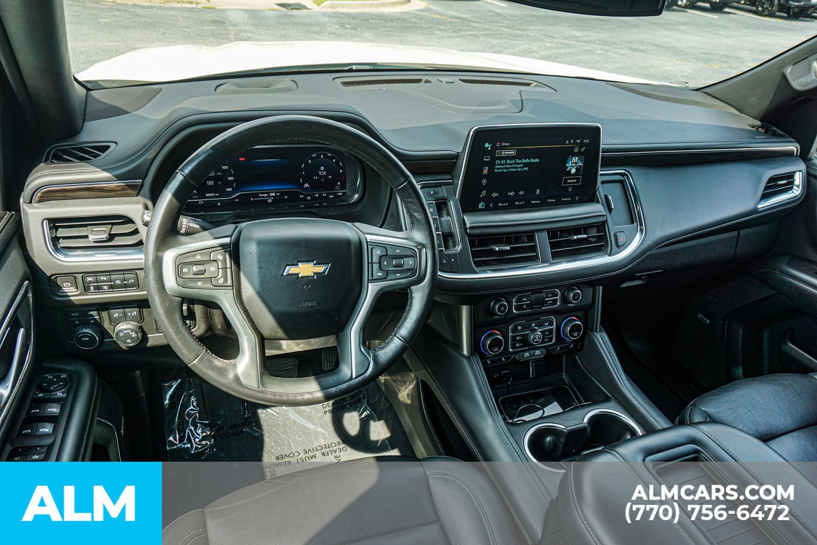 Used 2022 Chevrolet Suburban LT w/ LT Signature Package AWD/4WD image 29