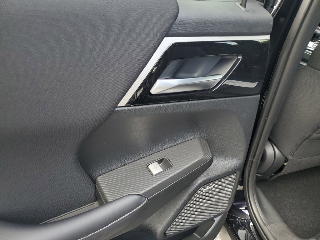 New 2026 Mitsubishi Outlander ES FWD image 11