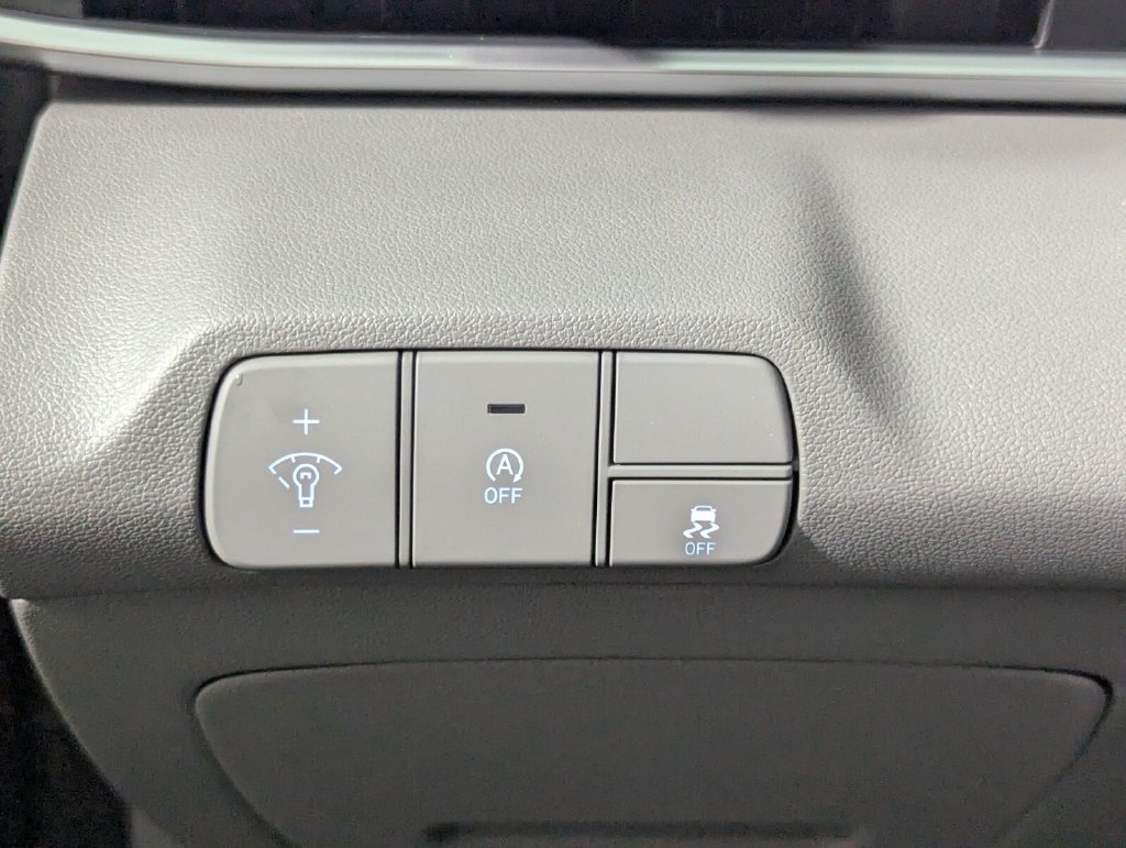 New 2026 Hyundai Elantra SE FWD image 13