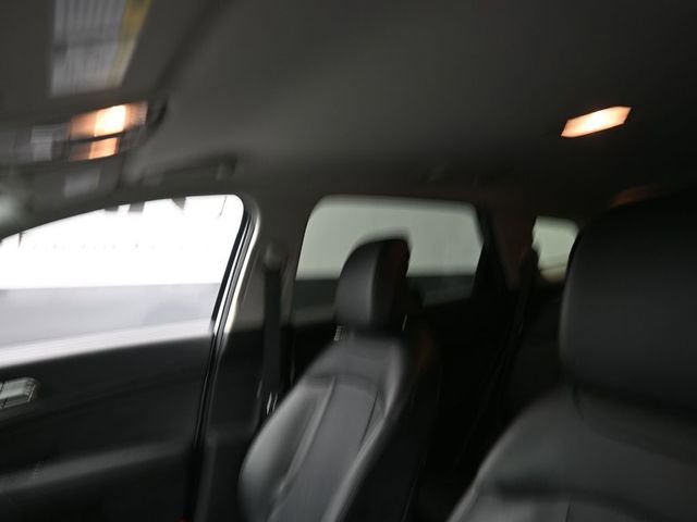 Used 2025 Kia Sportage EX image 17