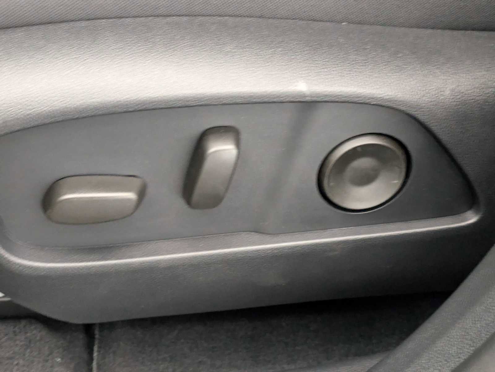 New 2026 Chevrolet Equinox RS image 18