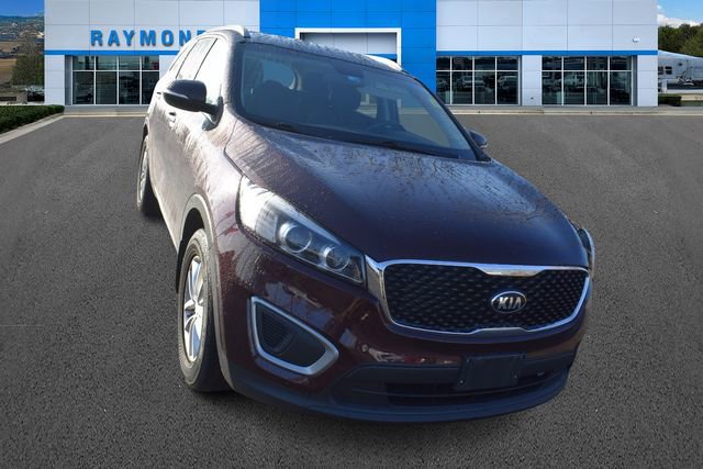 Used 2016 Kia Sorento LX w/ LX Convenience Package image 9