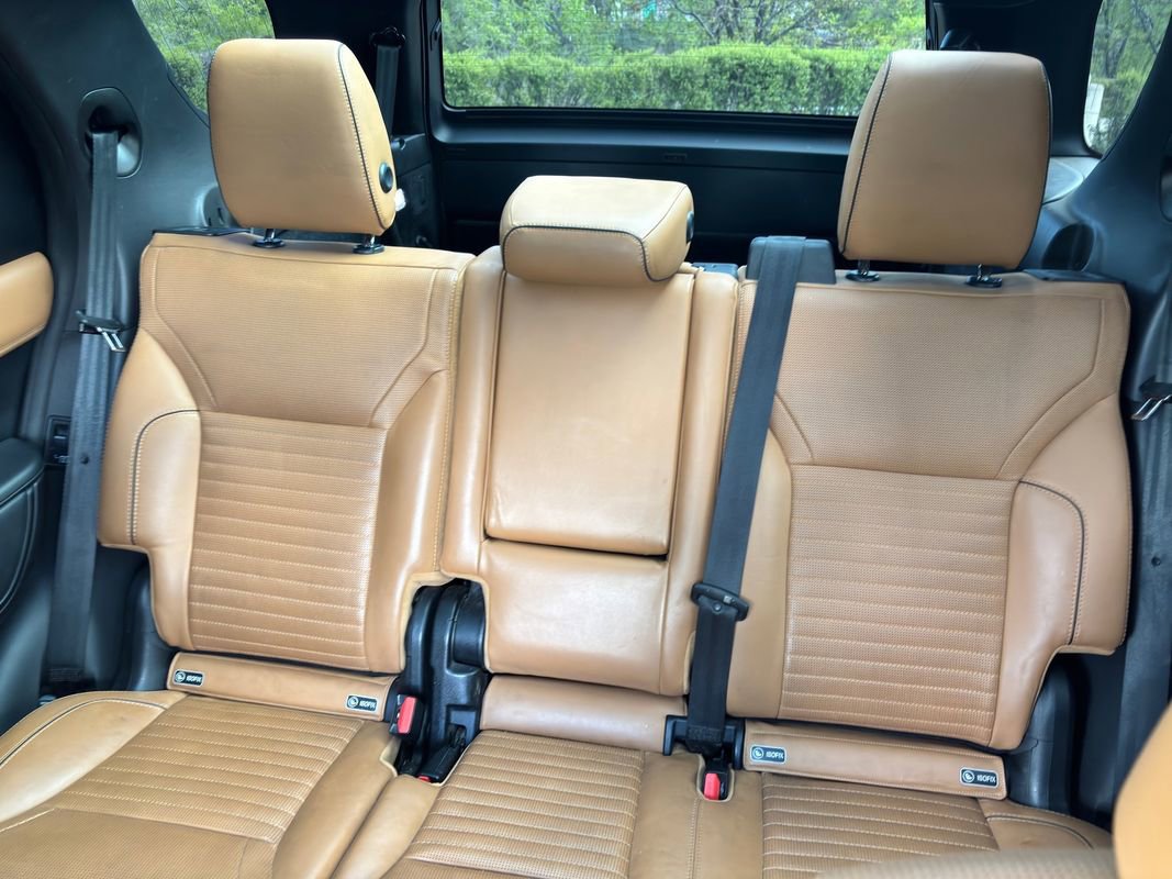 Used 2017 Land Rover Discovery HSE Luxury image 28