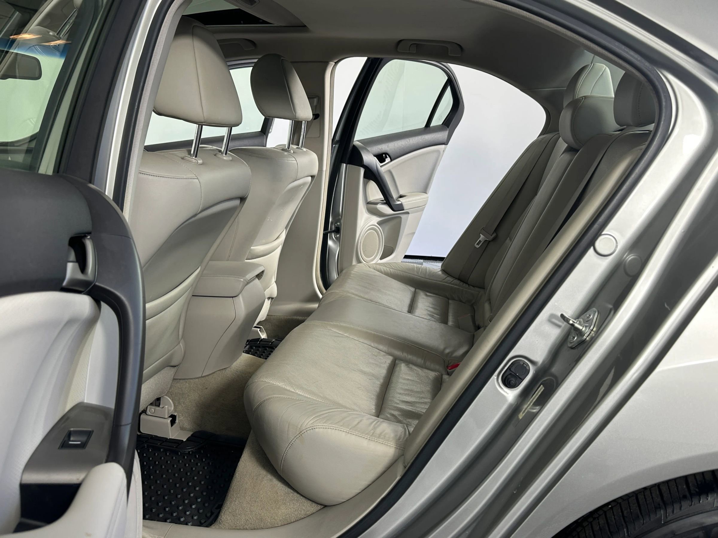 Used 2009 Acura TSX Sedan image 28