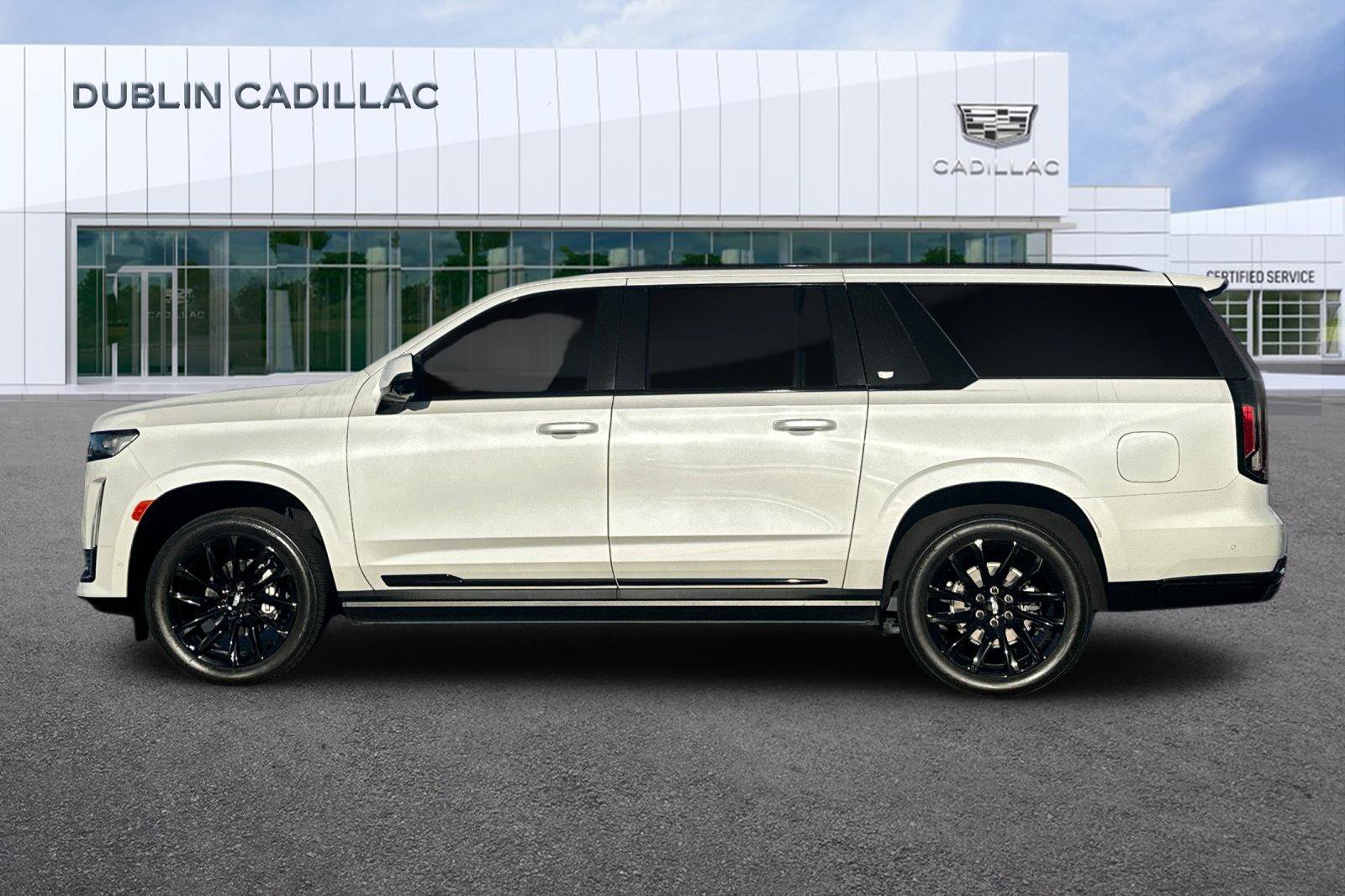 Certified 2023 Cadillac Escalade ESV Sport w/ LPO, ONYX Package AWD/4WD image 7