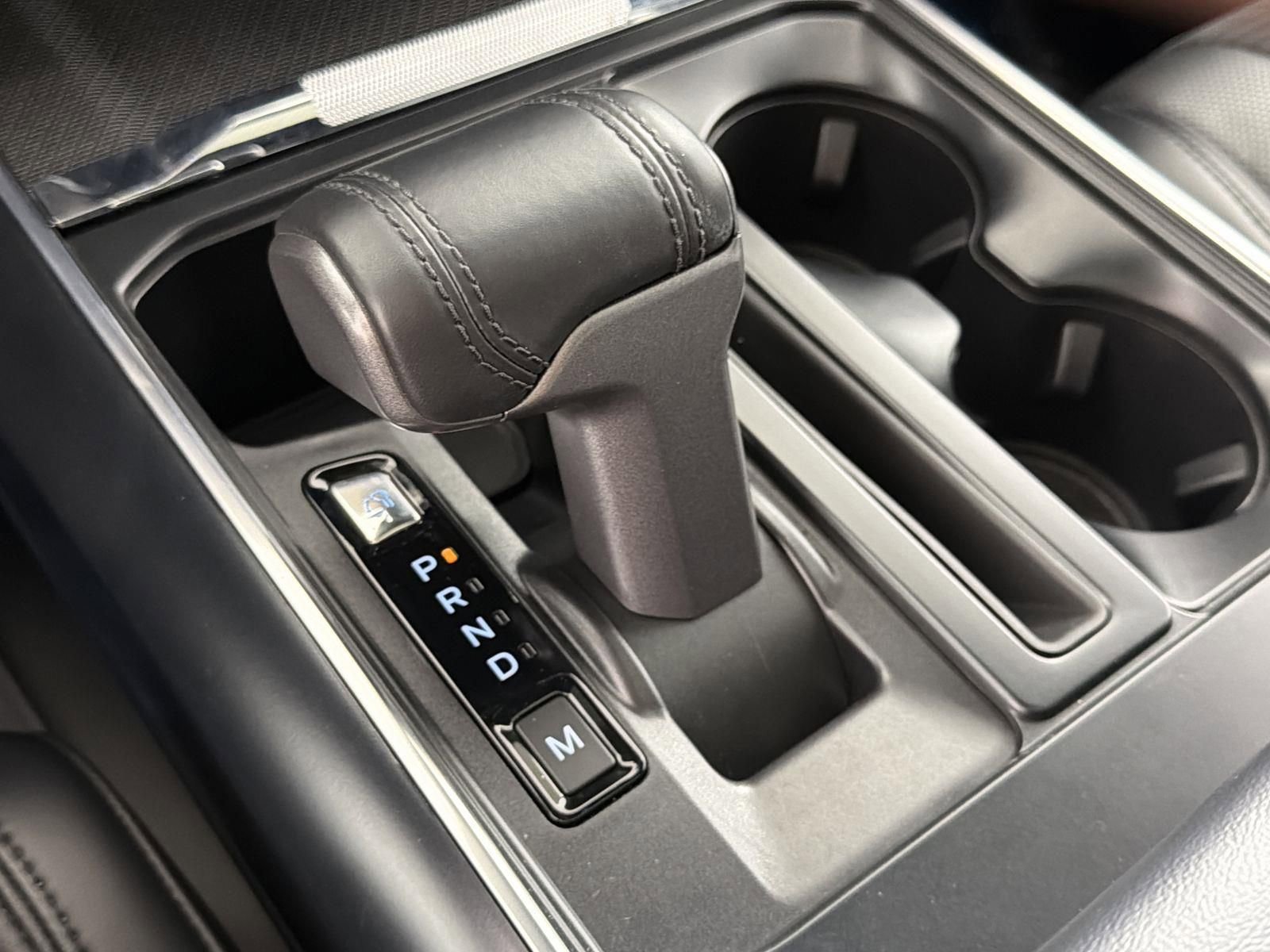 Used 2023 Ford F150 Raptor w/ Raptor Carbon Fiber Package image 16