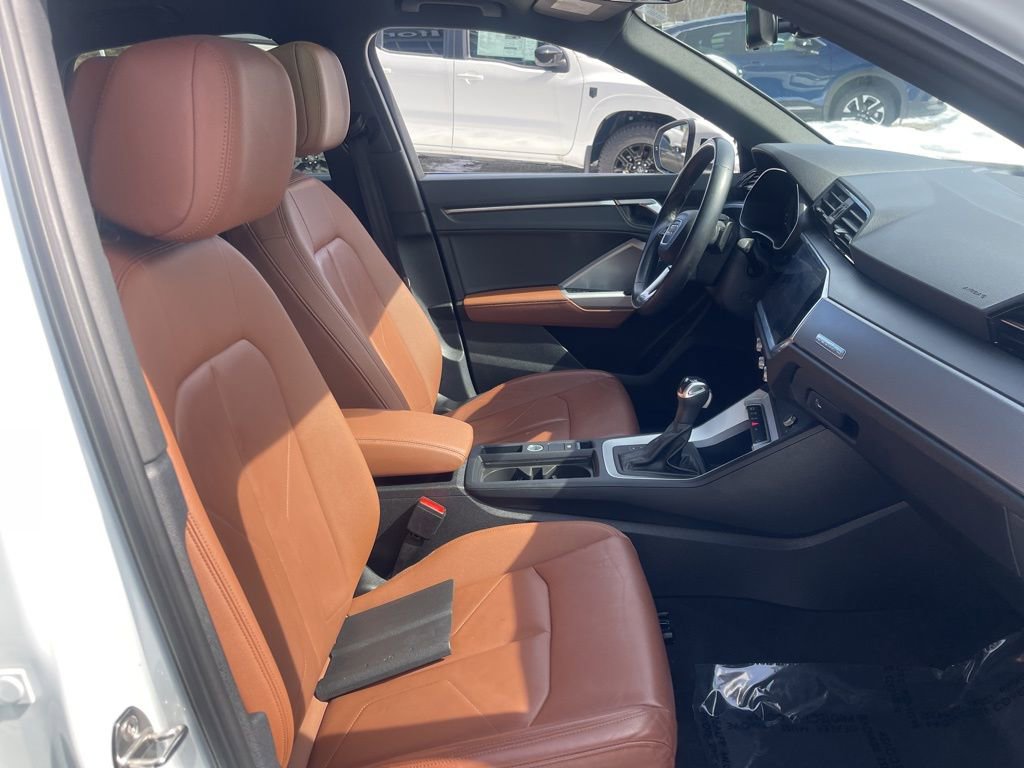 Used 2023 Audi Q3 2.0T Premium image 17