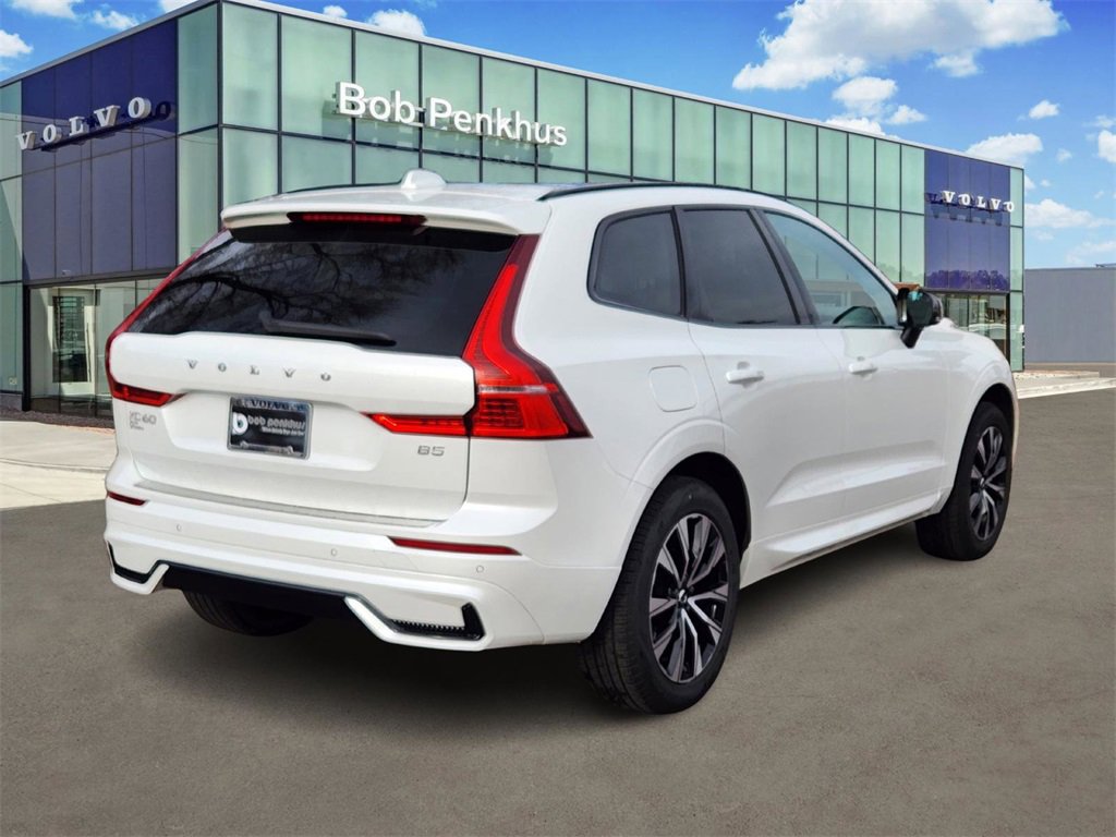 Used 2025 Volvo XC60 B5 Core w/ Protection Package Premier image 3