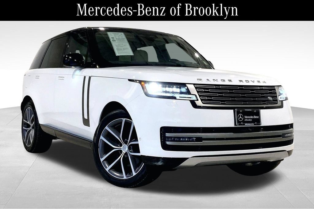Used 2025 Land Rover Range Rover SE AWD/4WD image 1
