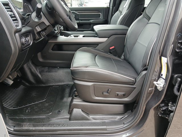 New 2026 RAM 4500 4x4 Crew Cab DRW image 33