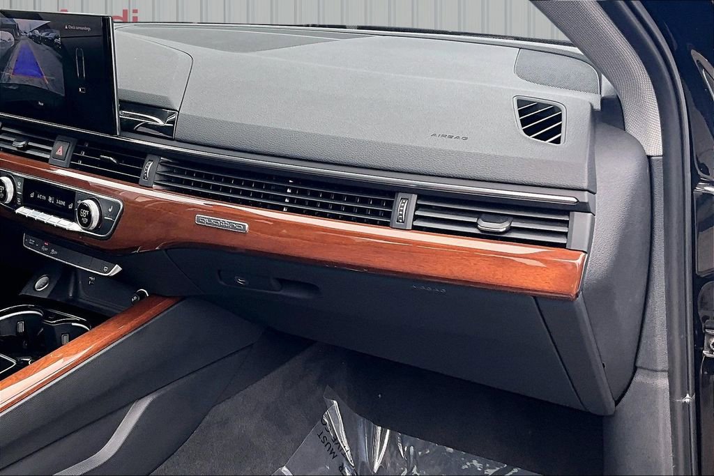 Used 2023 Audi A4 2.0T Premium image 26