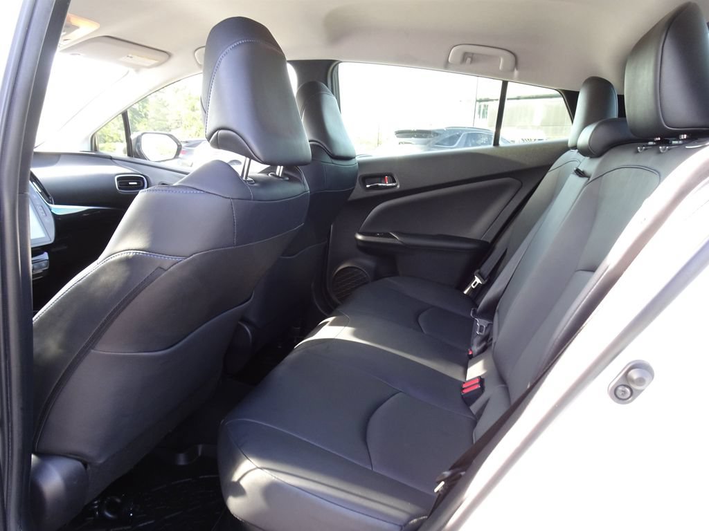 Used 2018 Toyota Prius Four Touring FWD image 15