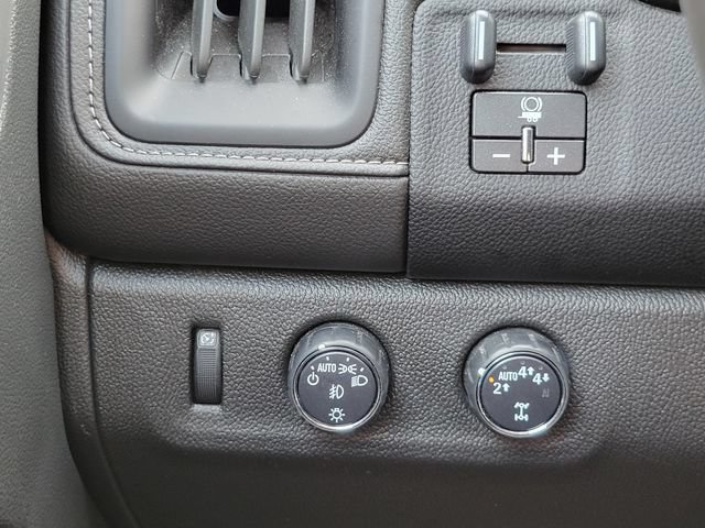 Used 2020 GMC Canyon SLT AWD/4WD image 12