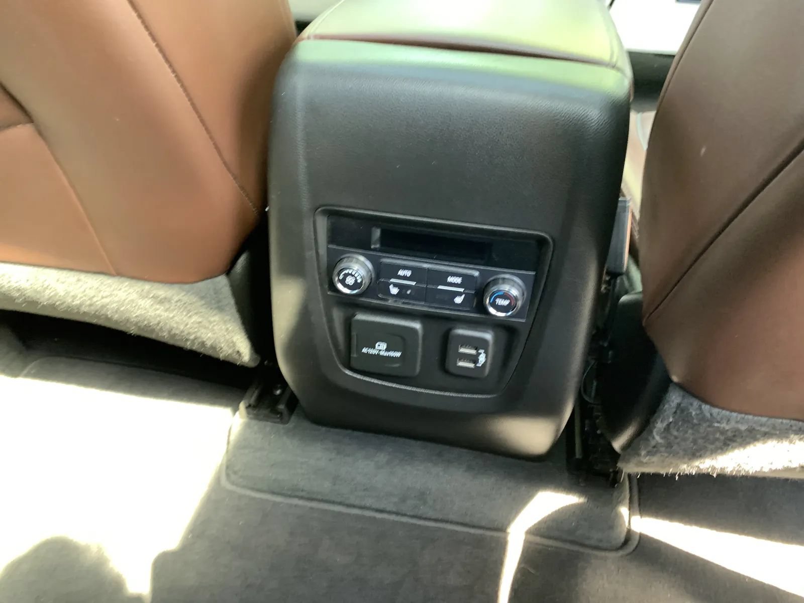 Used 2019 Buick Enclave Avenir w/ Avenir Technology Package FWD image 35