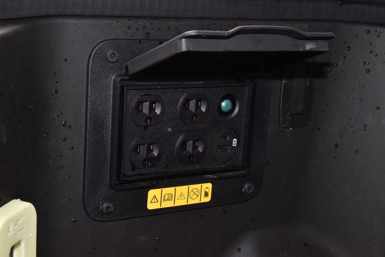 Certified 2024 Ford F150 Lightning Flash w/ Max Trailer Tow Package image 45