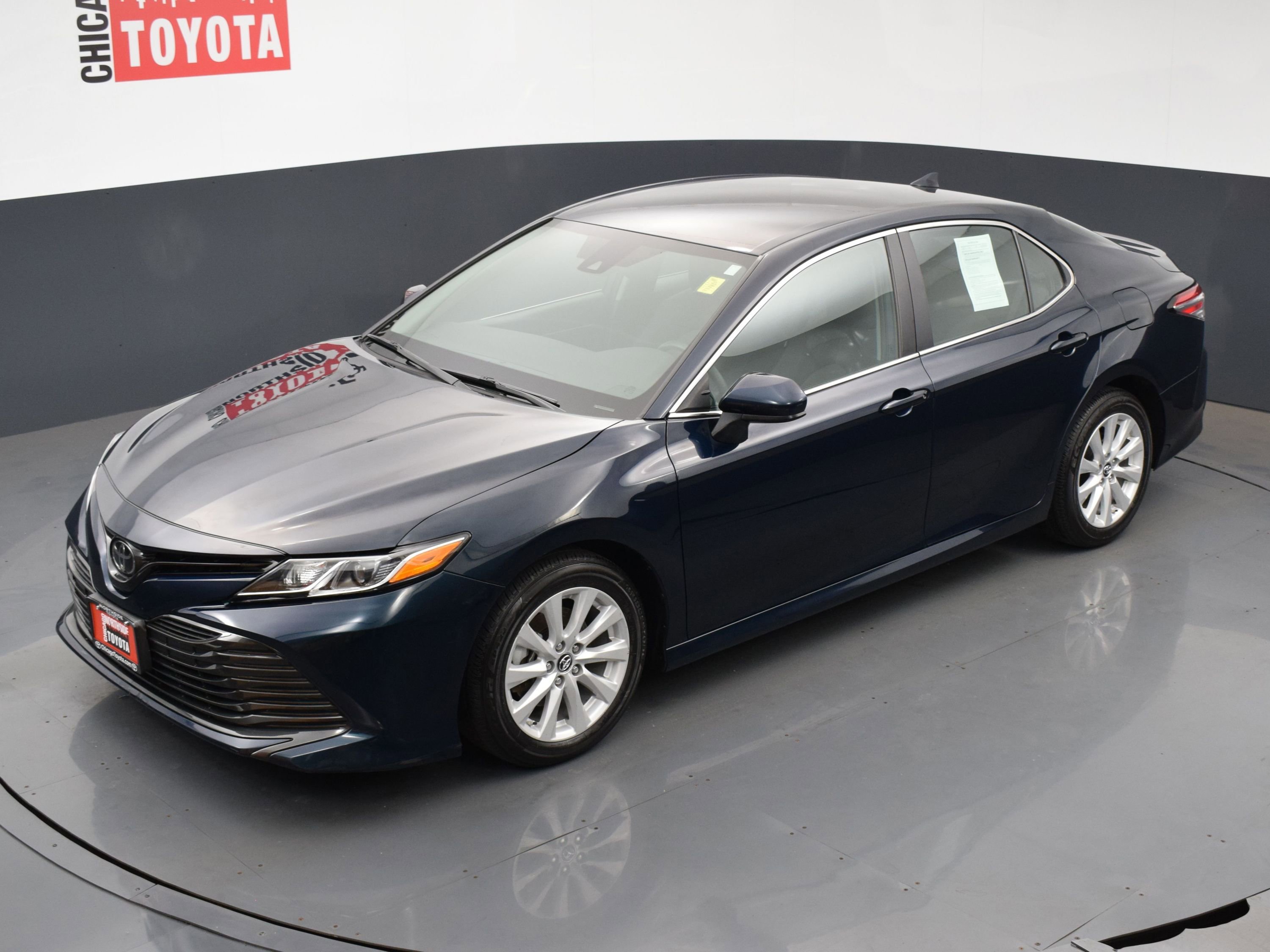 Used 2019 Toyota Camry LE image 23