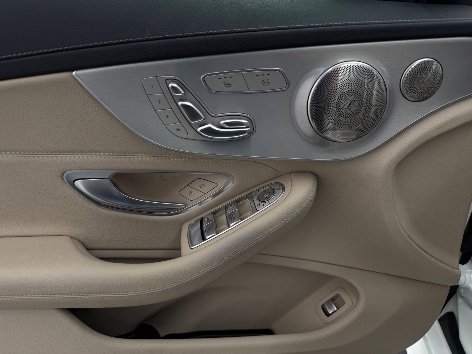 Used 2022 Mercedes-Benz C 300 Cabriolet image 11