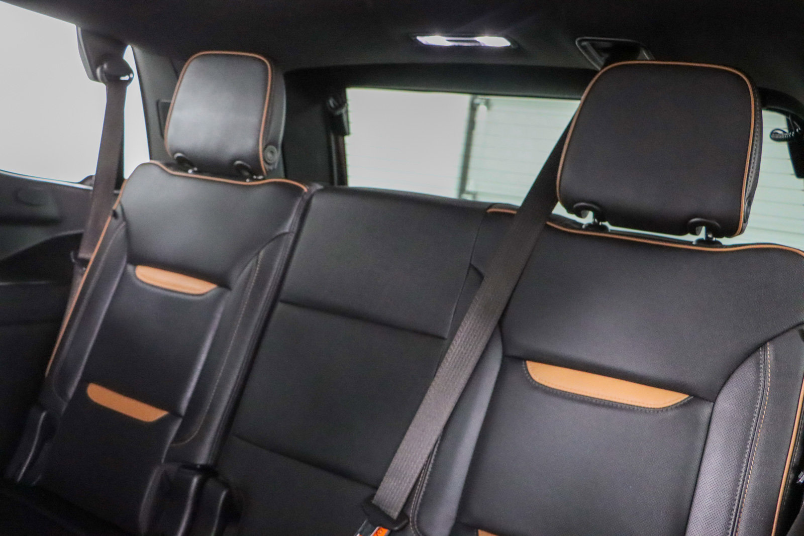 Used 2022 GMC Yukon AT4 image 29