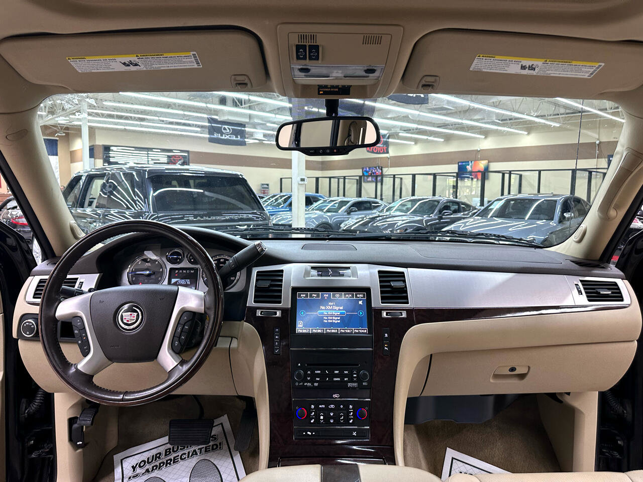 Used 2011 Cadillac Escalade EXT Premium image 29