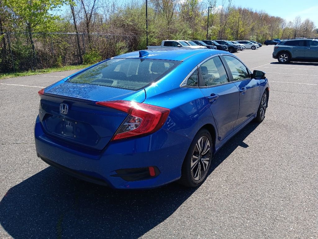 Used 2018 Honda Civic EX-T image 5