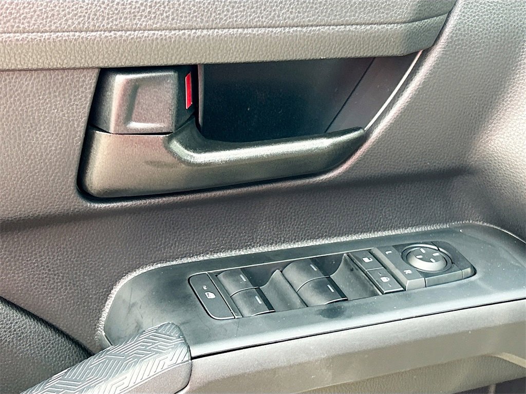 New 2025 Toyota Tacoma SR5 image 18