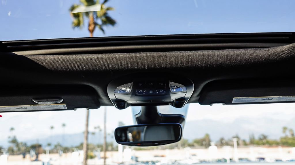 New 2026 Chrysler Pacifica Limited w/ S Appearance Package image 19