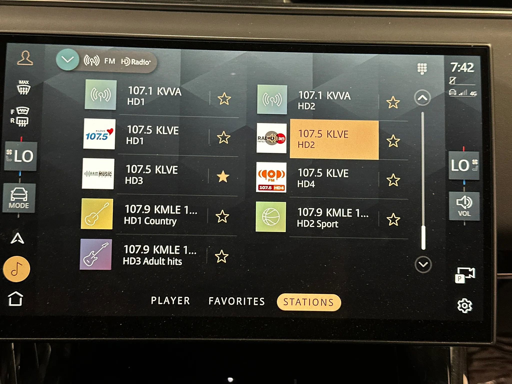 Used 2024 Land Rover Range Rover Sport SE image 38