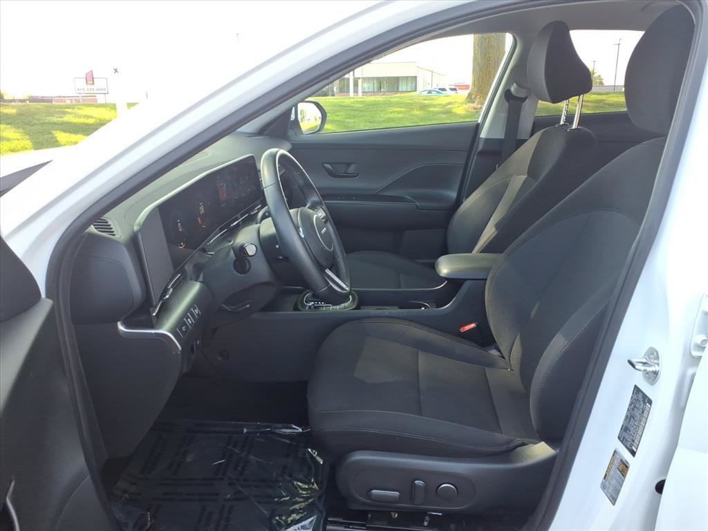 Used 2025 Hyundai Kona SEL AWD/4WD image 26