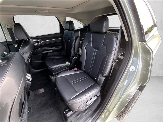 Used 2024 Kia Sorento SX AWD/4WD image 27