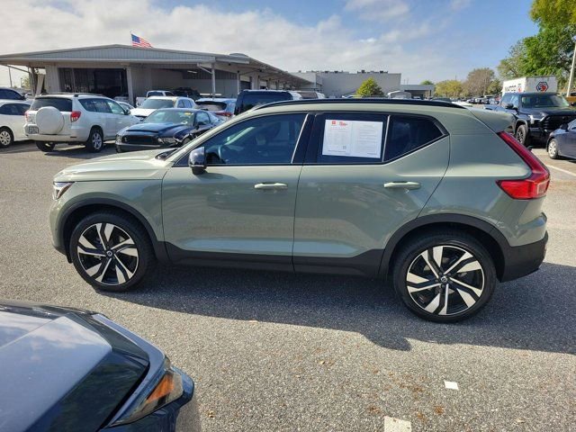 Used 2025 Volvo XC40 B5 Plus w/ Protection Package Premier image 13