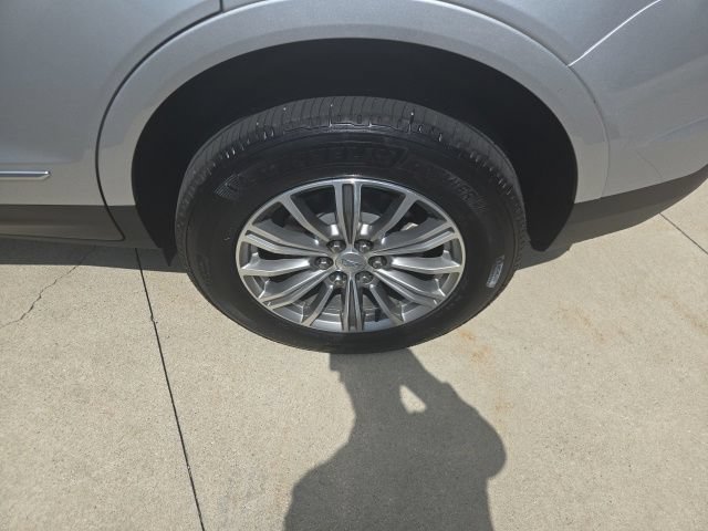 Used 2019 Cadillac XT5 Luxury FWD image 16