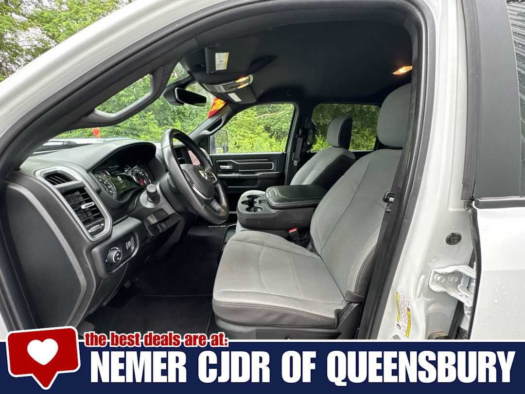 Used 2024 RAM 2500 Big Horn AWD/4WD image 11
