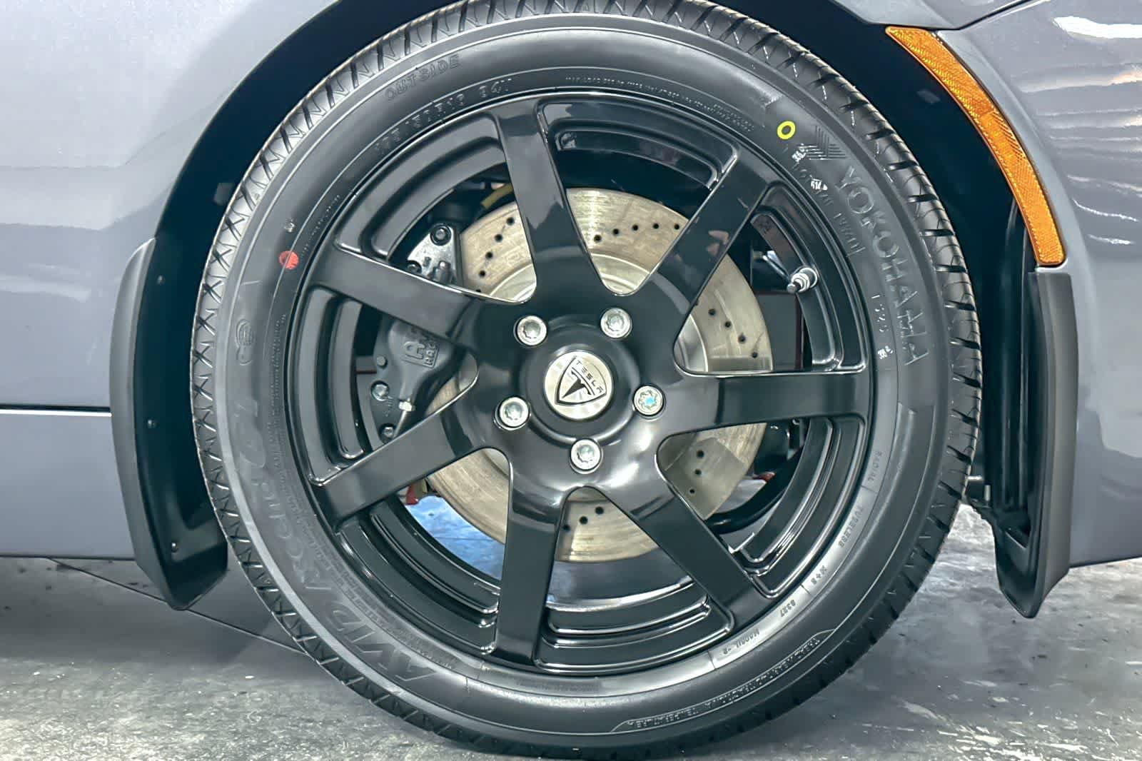 Used 2010 Tesla Roadster Sport RWD image 22