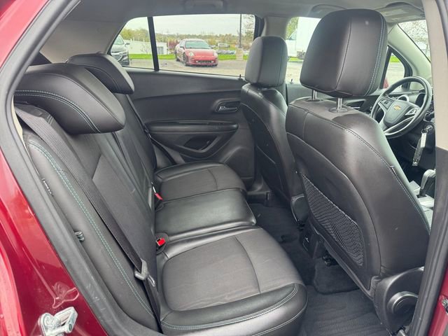Used 2016 Chevrolet Trax LT w/ LT Convenience Package FWD image 18