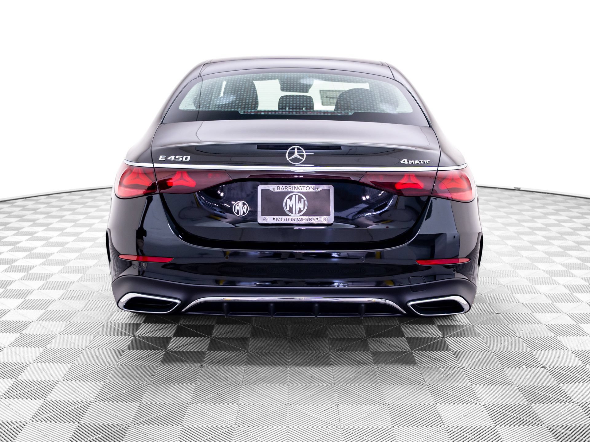 New 2027 Mercedes-Benz E 450 4MATIC Sedan image 4