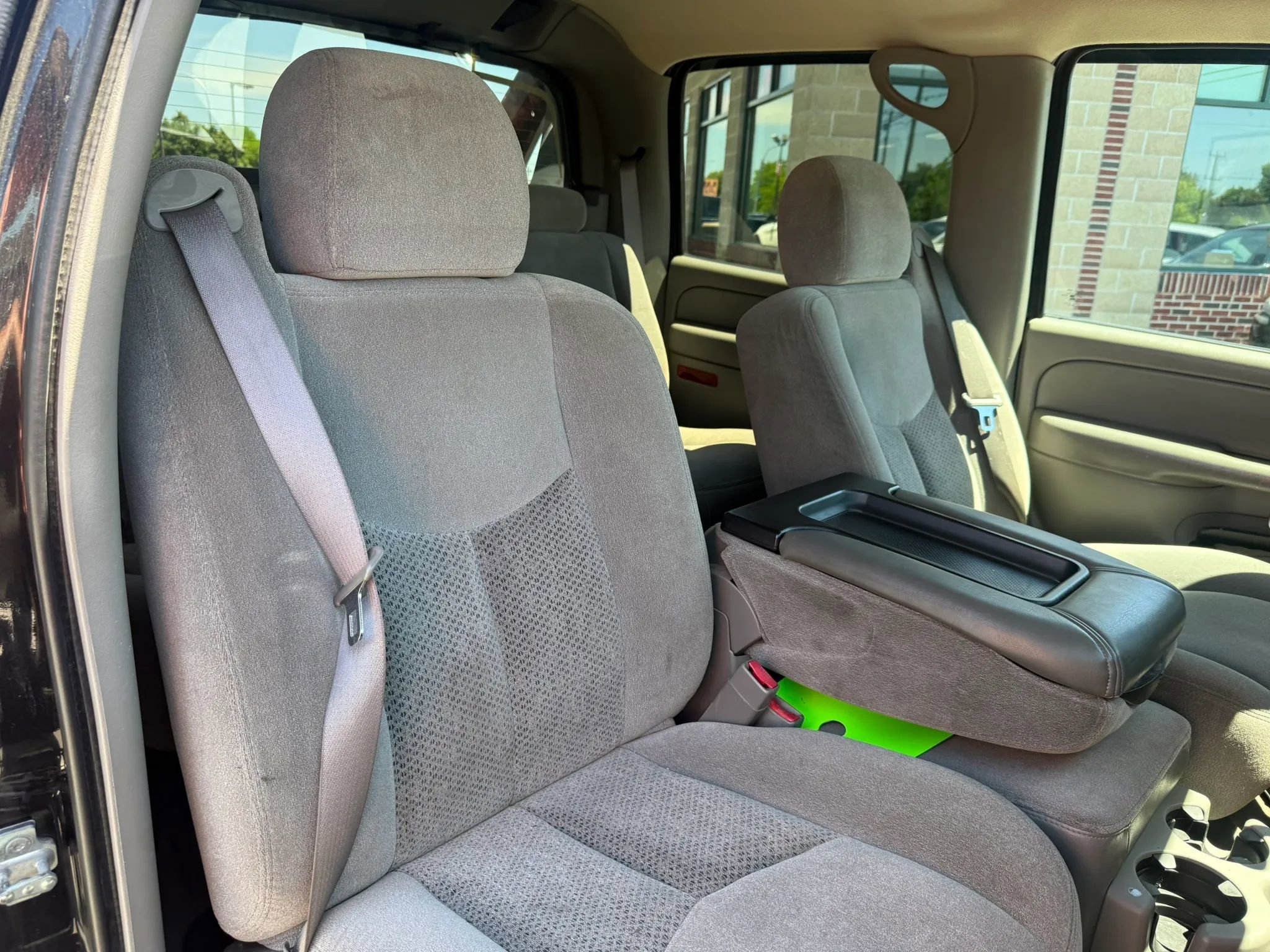 Used 2005 Chevrolet Avalanche Z71 w/ Preferred Equipment Group AWD/4WD image 27