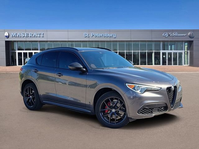 Used 2020 Alfa Romeo Stelvio Ti Sport w/ Quick Order Package 22S Sport AWD/4WD image 1