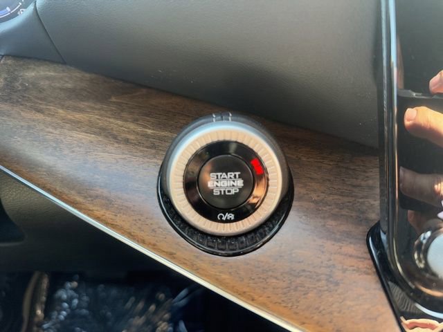 Certified 2024 Jeep Grand Wagoneer L 4WD image 24