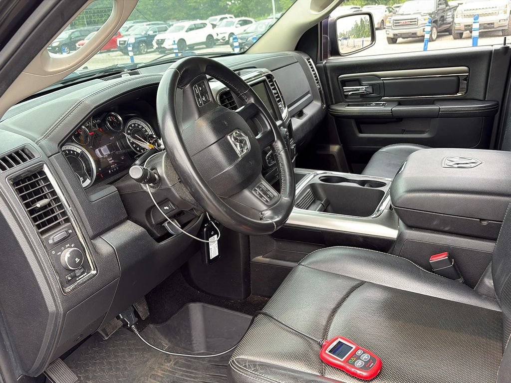 Used 2016 RAM 1500 Sport w/ Black Ram 1500 Sport Group AWD/4WD image 3