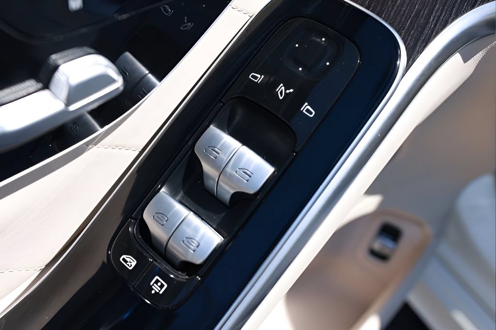 Used 2022 Mercedes-Benz S 580 4MATIC Sedan image 35