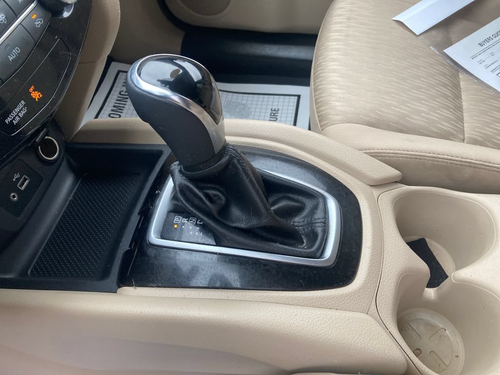 Used 2019 Nissan Rogue SV AWD/4WD image 30