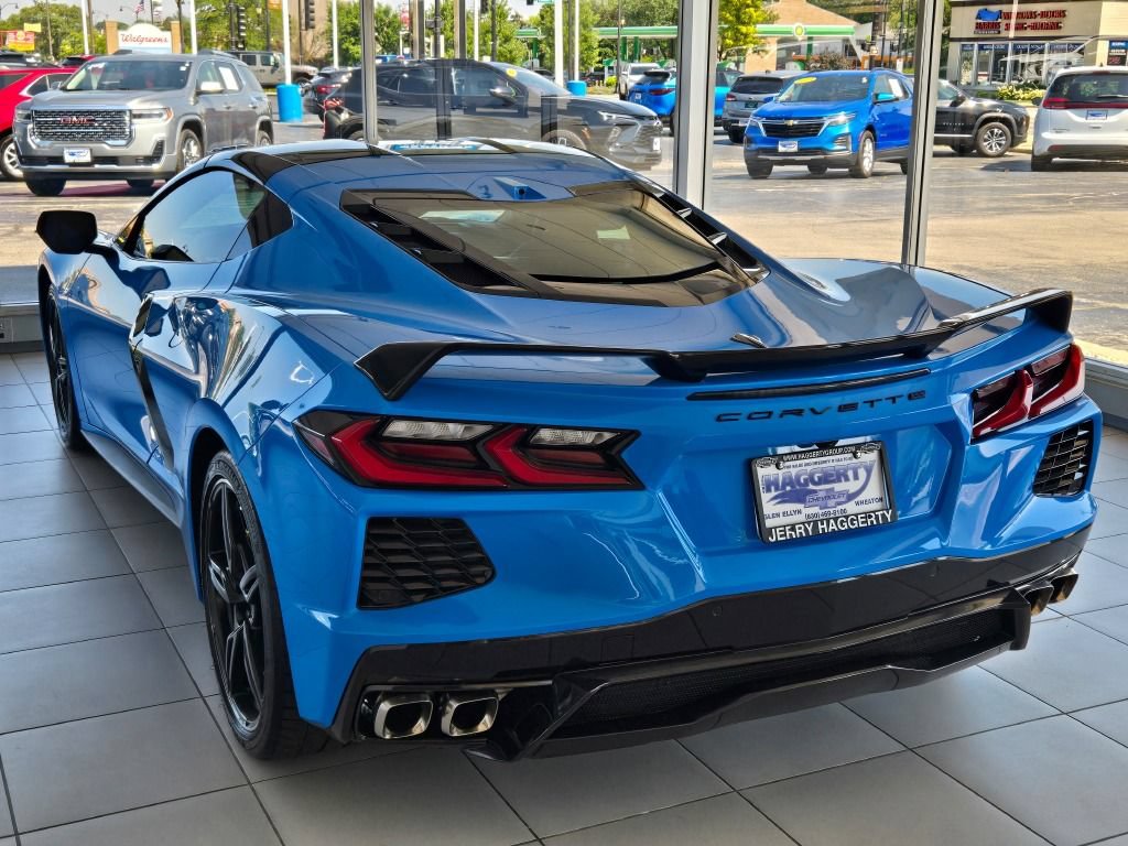 Used 2021 Chevrolet Corvette Stingray Premium Cpe w/ Z51 Performance Package RWD image 12