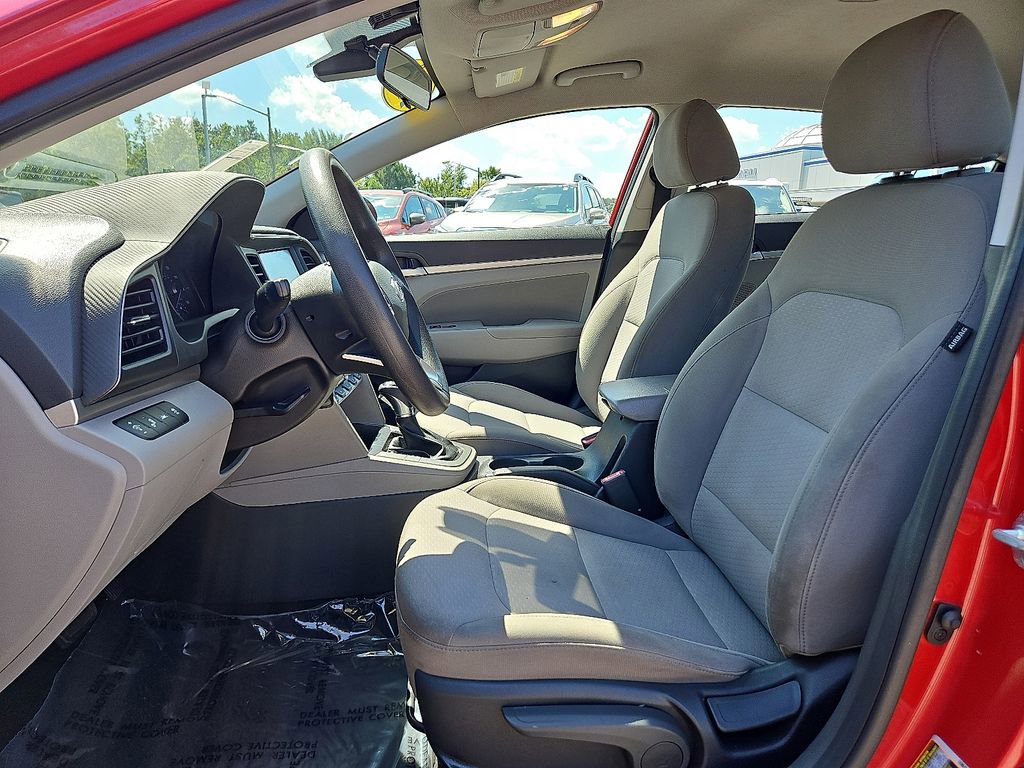 Used 2020 Hyundai Elantra SEL image 14