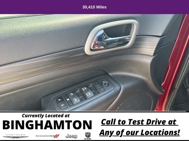 Used 2022 Jeep Grand Cherokee Laredo X image 9