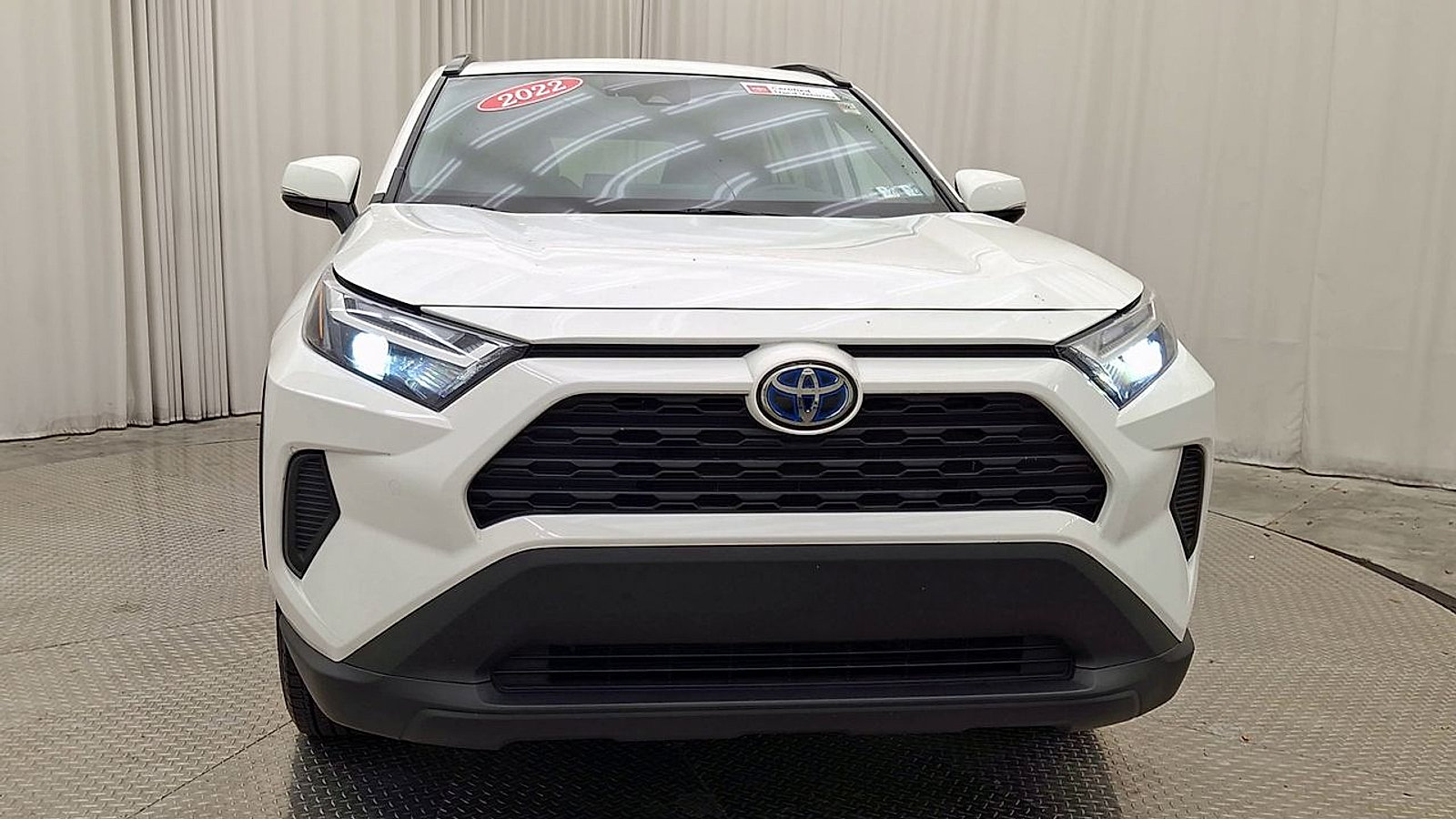 Certified 2022 Toyota RAV4 XLE w/ Convenience Package AWD/4WD image 10